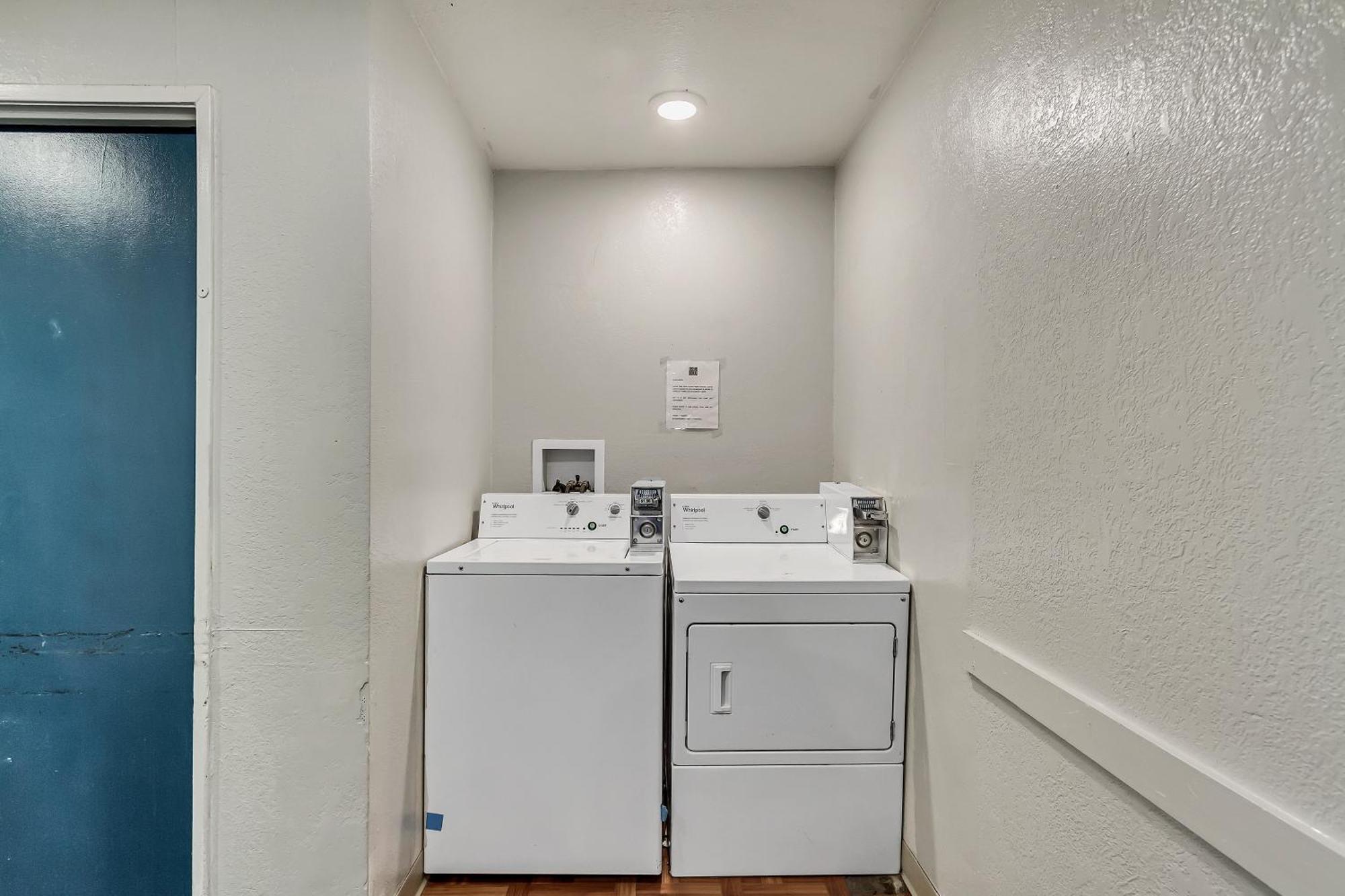 Motel 6 Ogden, Ut- Downtown Kültér fotó
