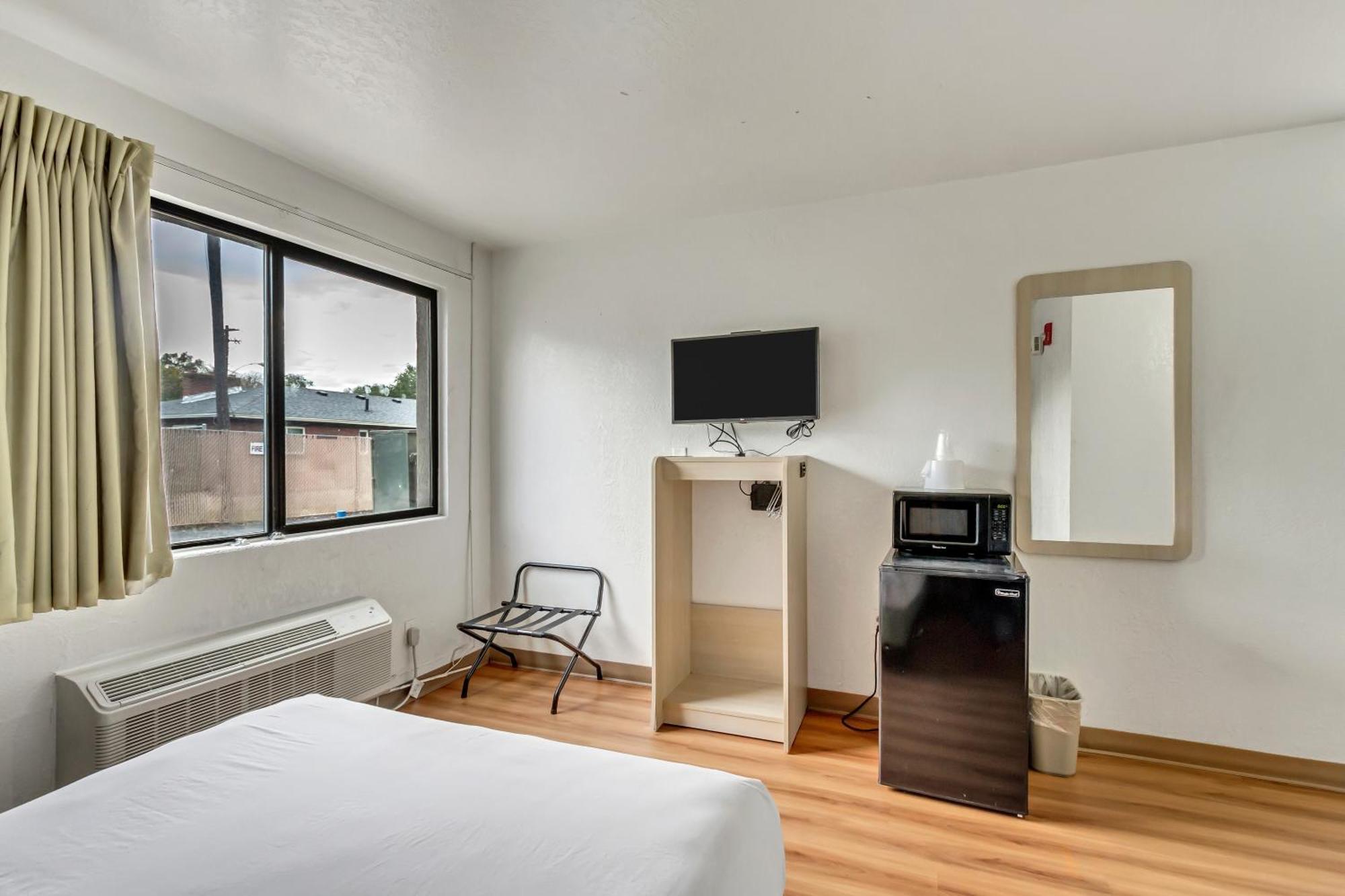 Motel 6 Ogden, Ut- Downtown Kültér fotó