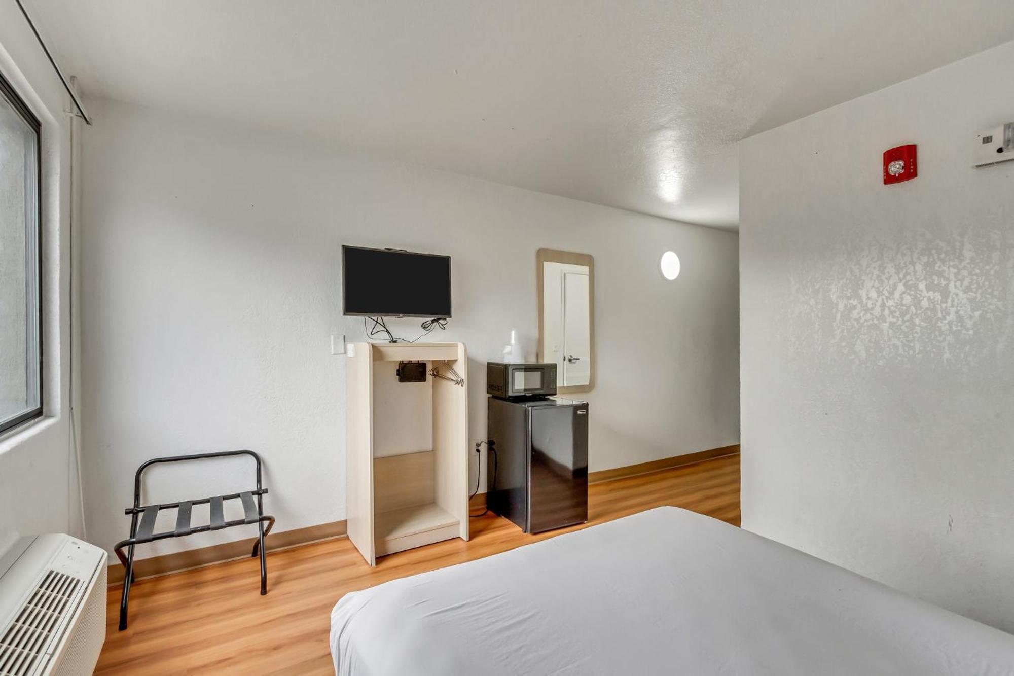 Motel 6 Ogden, Ut- Downtown Kültér fotó
