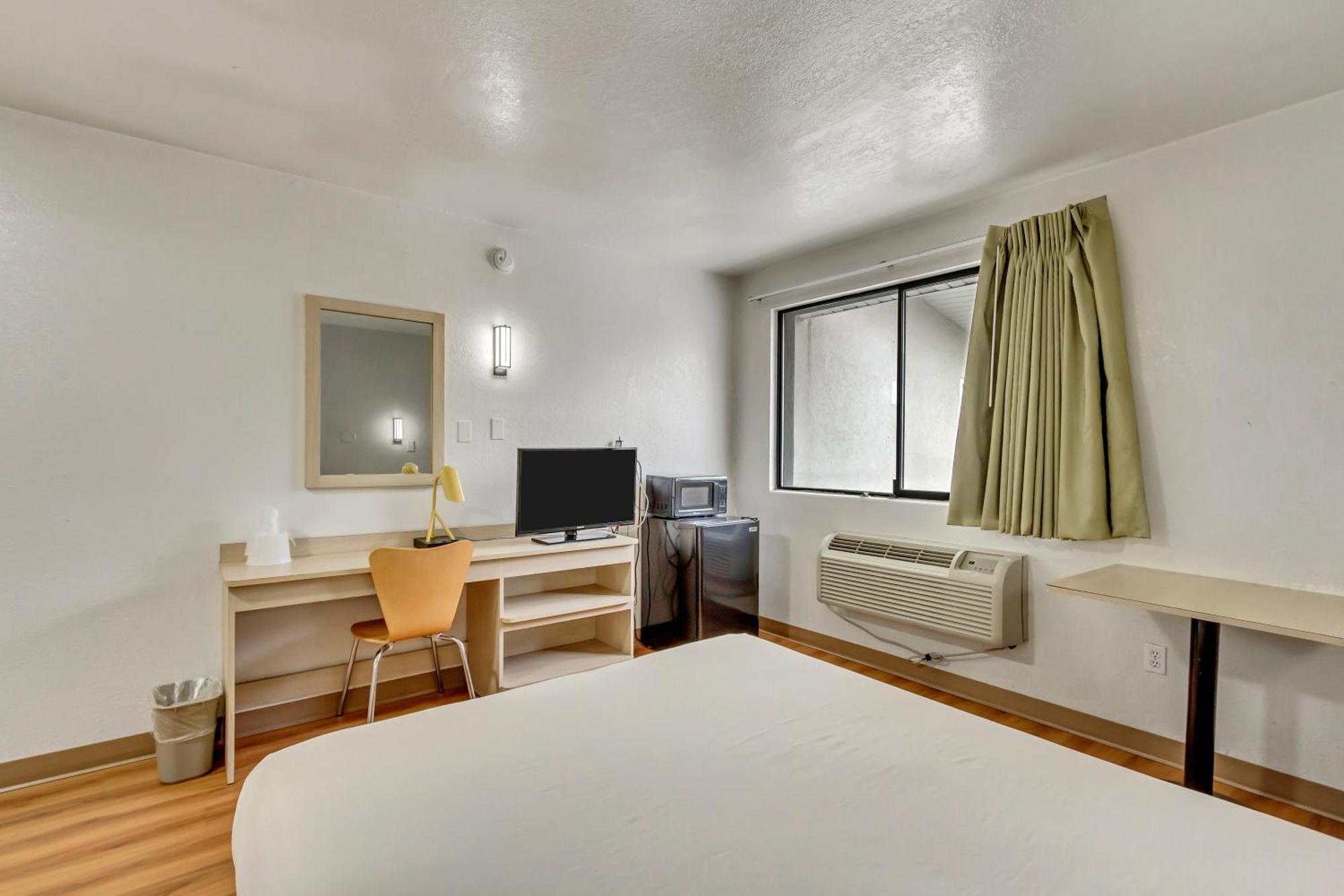 Motel 6 Ogden, Ut- Downtown Kültér fotó